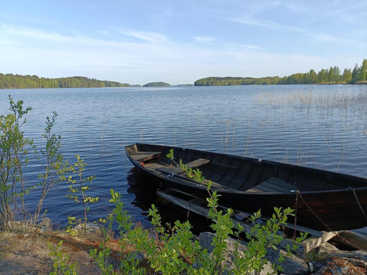Cronin'S Guesthouse Bed & Breakfast Heinola Exterior photo