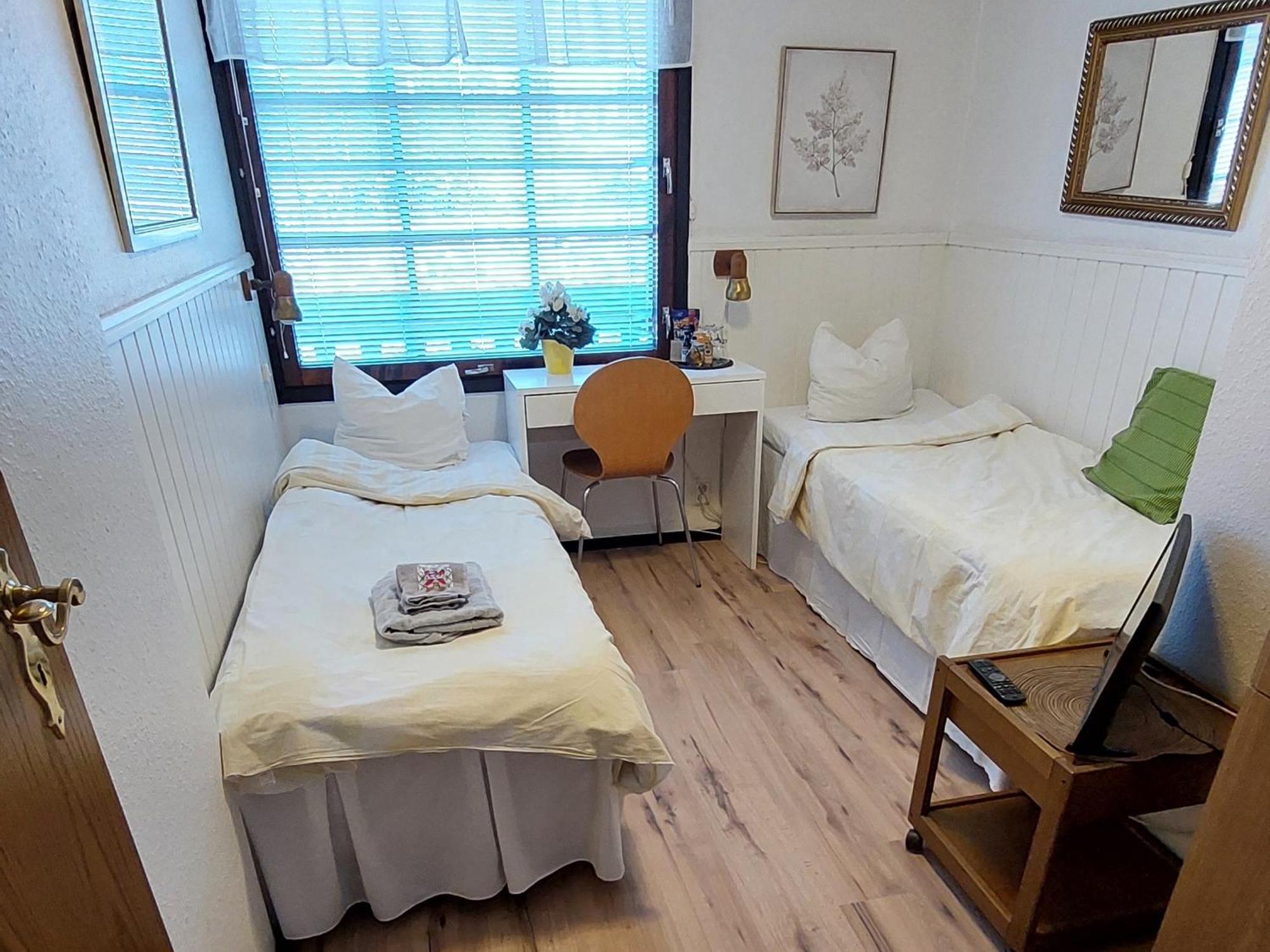 Cronin'S Guesthouse Bed & Breakfast Heinola Exterior photo