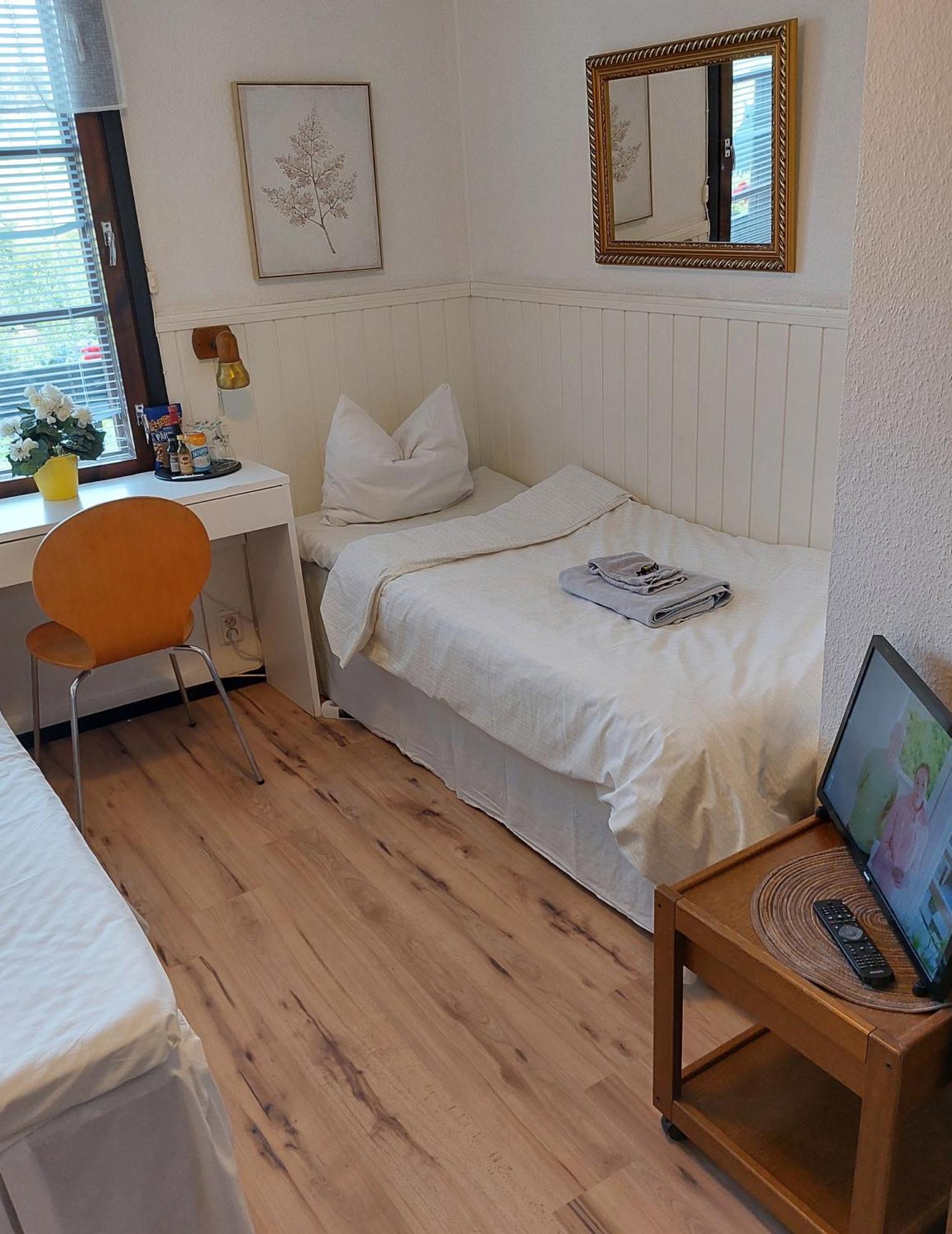 Cronin'S Guesthouse Bed & Breakfast Heinola Exterior photo