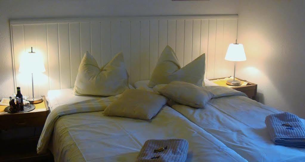 Cronin'S Guesthouse Bed & Breakfast Heinola Exterior photo